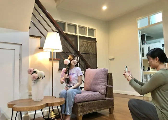 Hostel Dara Three ดาราตรี *
